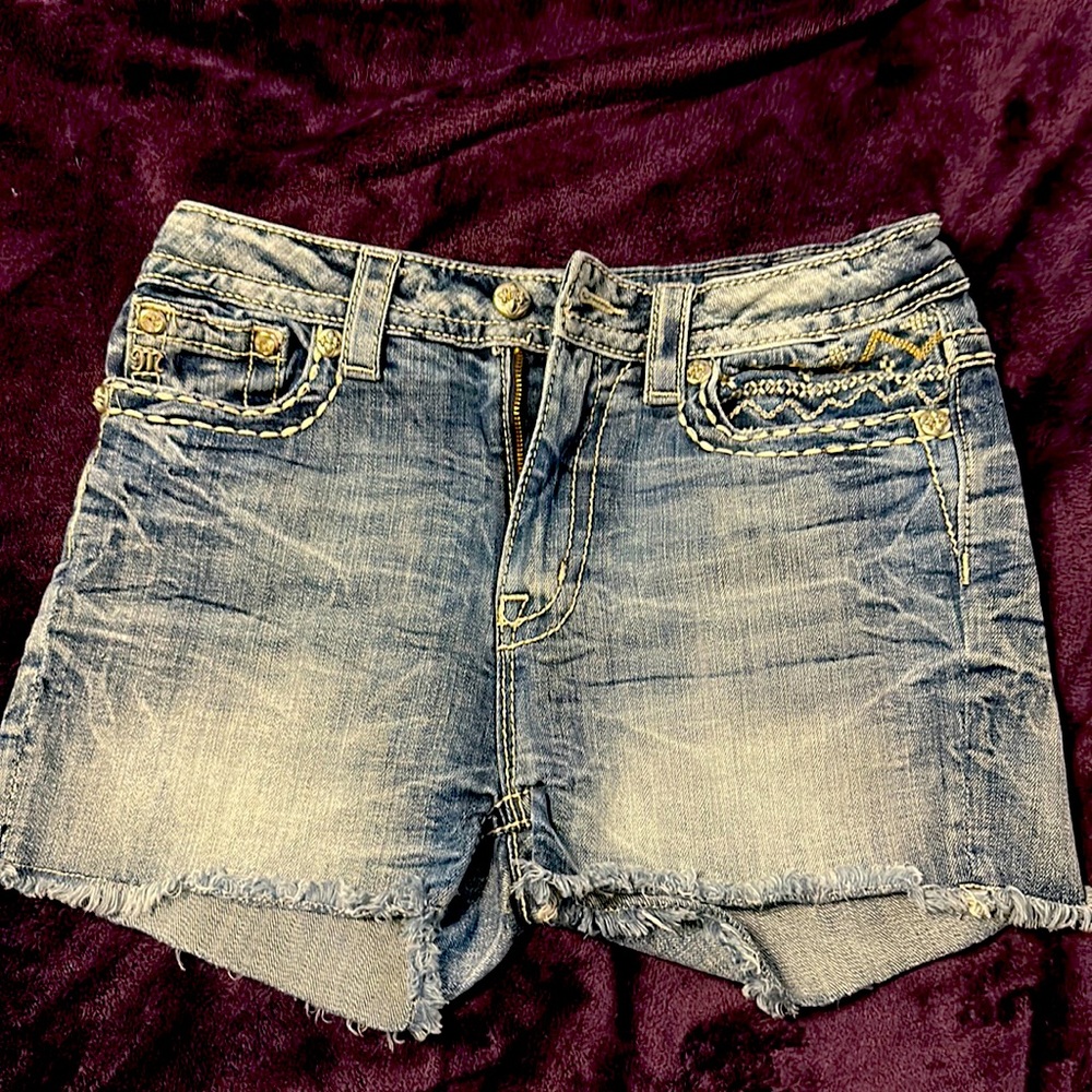 Miss MeShorts from Buckle size 29